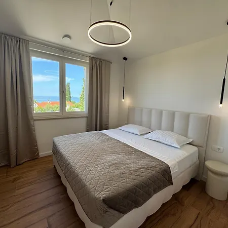 Apartament Ruby 60 M From