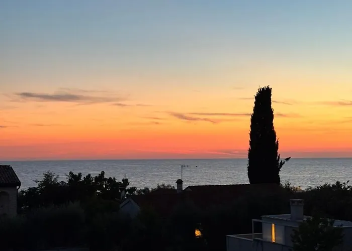 Ruby - By The Sea & Beaches, Heated Pool, Istria *